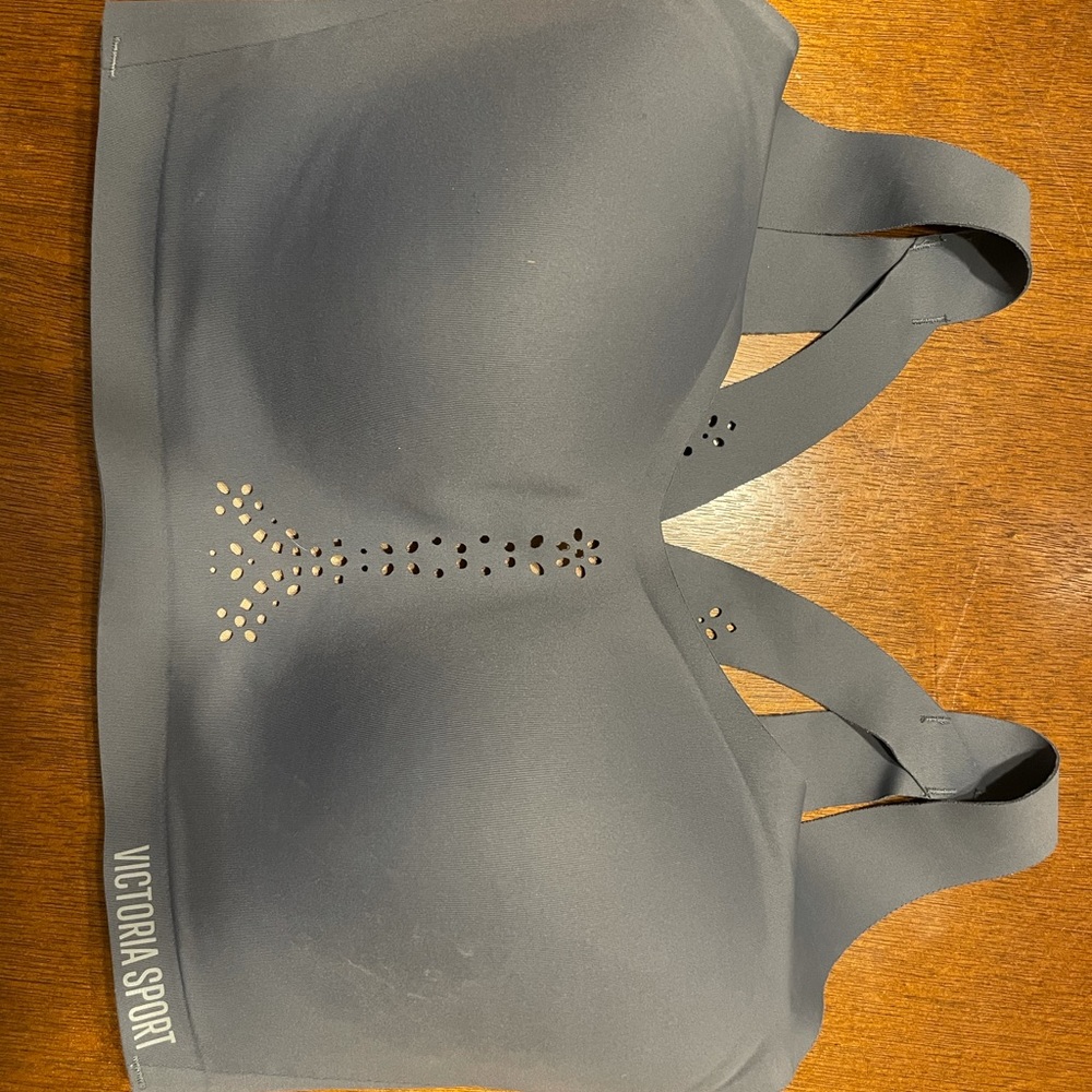 VS Sports Bra